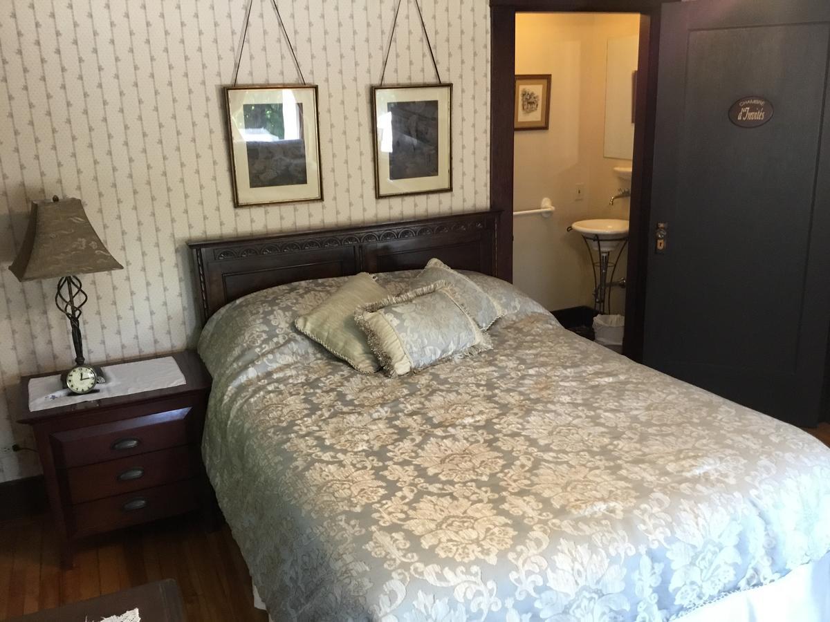 Auberge Taylor Manor Saint-Georges Esterno foto